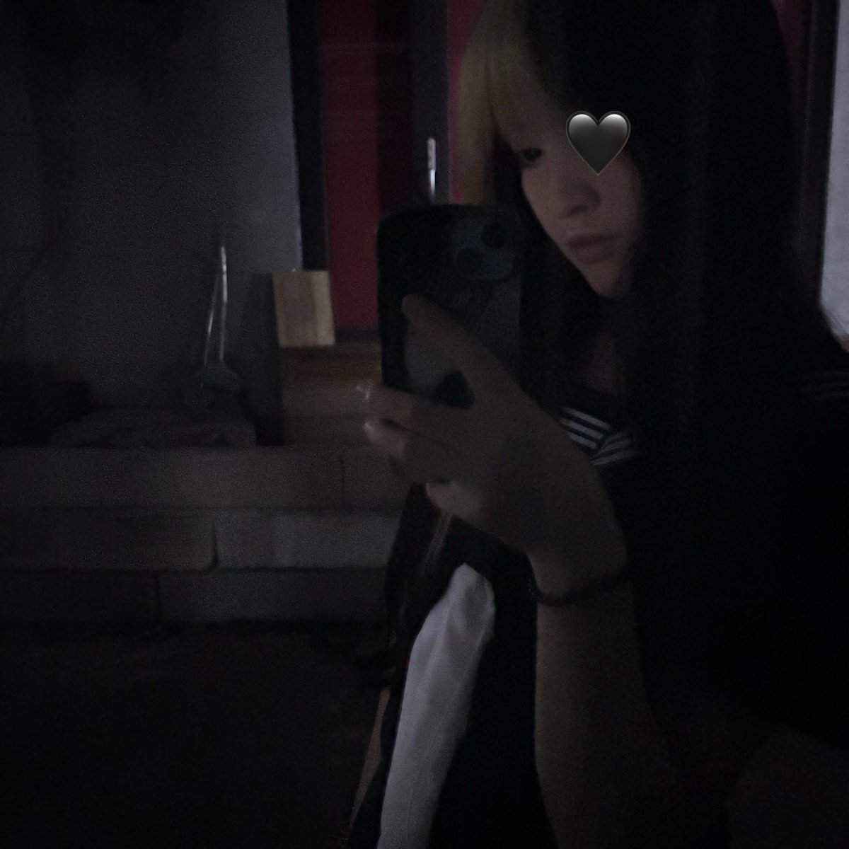 与世界同归于尽 tweet media