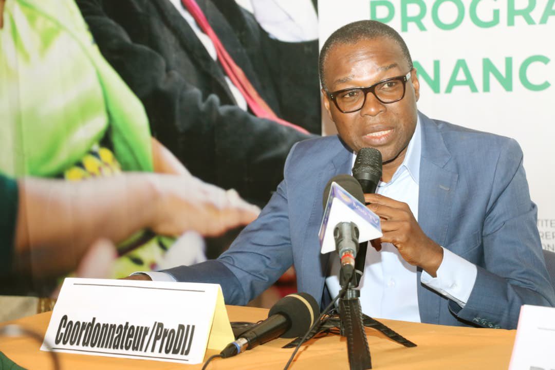 BeninAnpe's tweet photo. « L’avenir du ProDIJ se construit avec les communes. Chaque retour du terrain permettra d’affiner nos actions pour mieux répondre aux aspirations de la jeunesse. »
Urbain AMEGBEDJI, Coordonnateur ProDIJ
#CoConstruction #CommunesBénin #ProDIJ https://t.co/PQQLQFmDBS