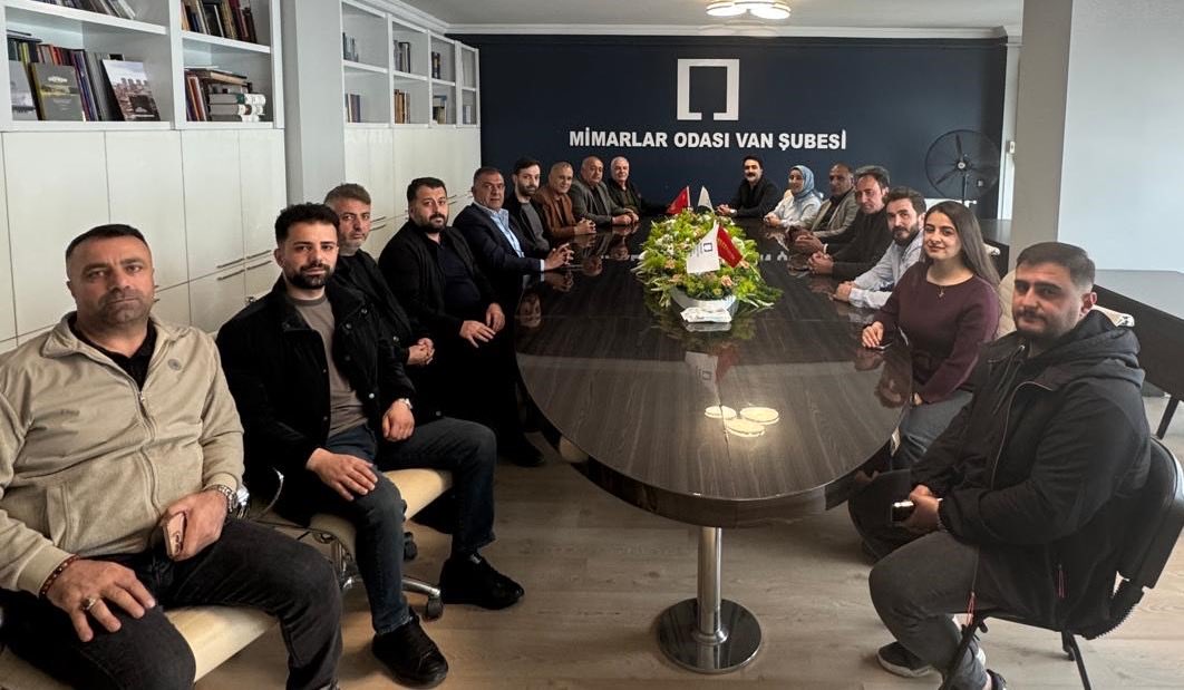 vanmimod's tweet photo. 29.04.2026 tarihinde iş insanı Fariz BORAZAN ve beraberindeki heyet ile değerli meslektaşımız Hasan BARAN, Şubemize tebrik ve destek ziyaretlerinde bulunmuşlardır. Ziyaretiniz için teşekkür ederiz. https://t.co/QnzLLnZaxz