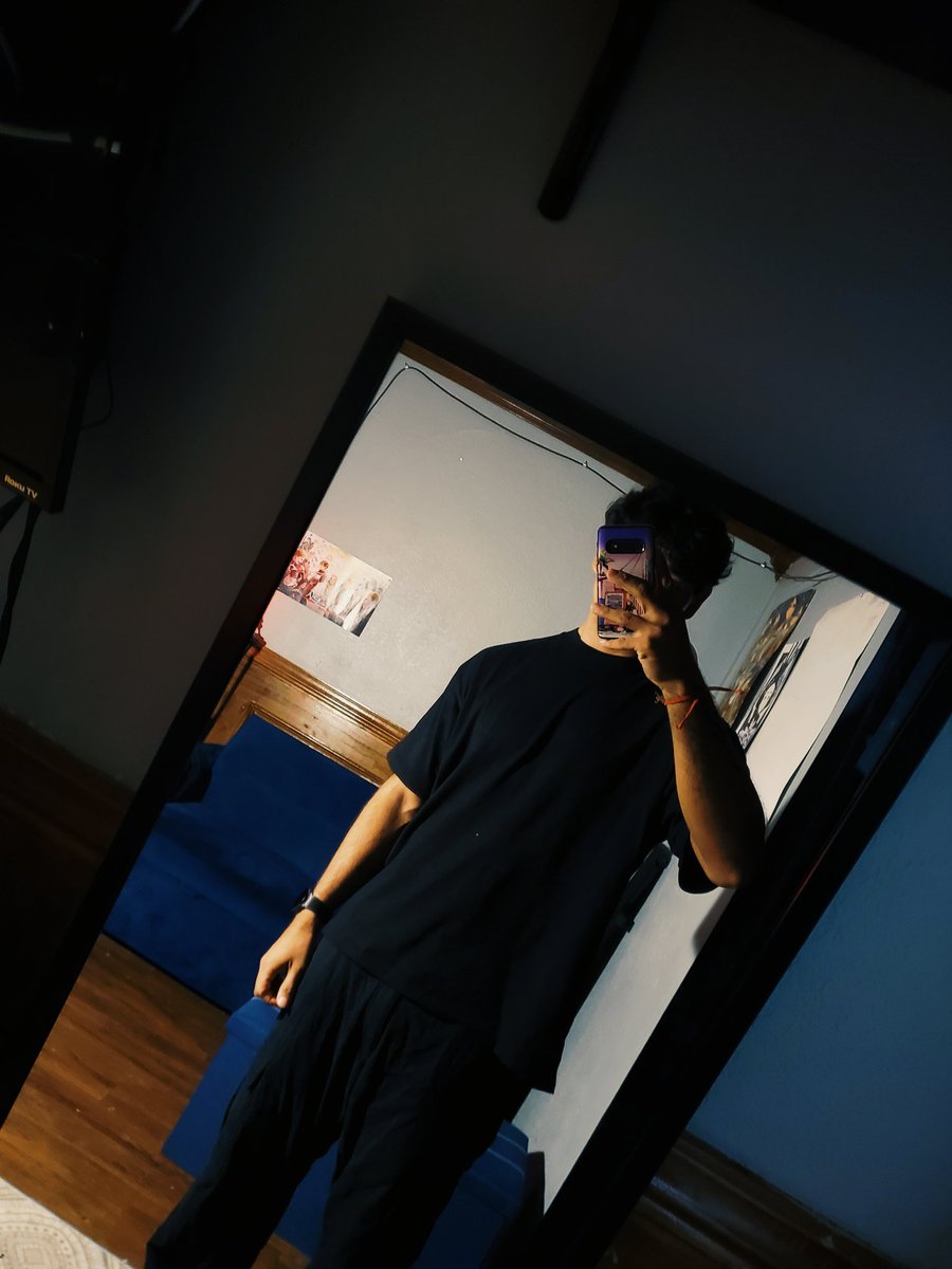 Veilreyy's tweet image. Hey.

#repost