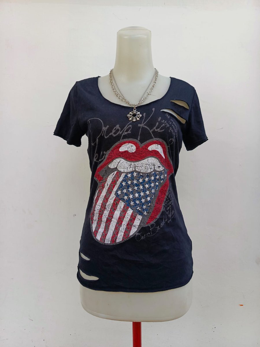 NRearts20403's tweet image. grailed.com/listings/95974…

#lead #grailed