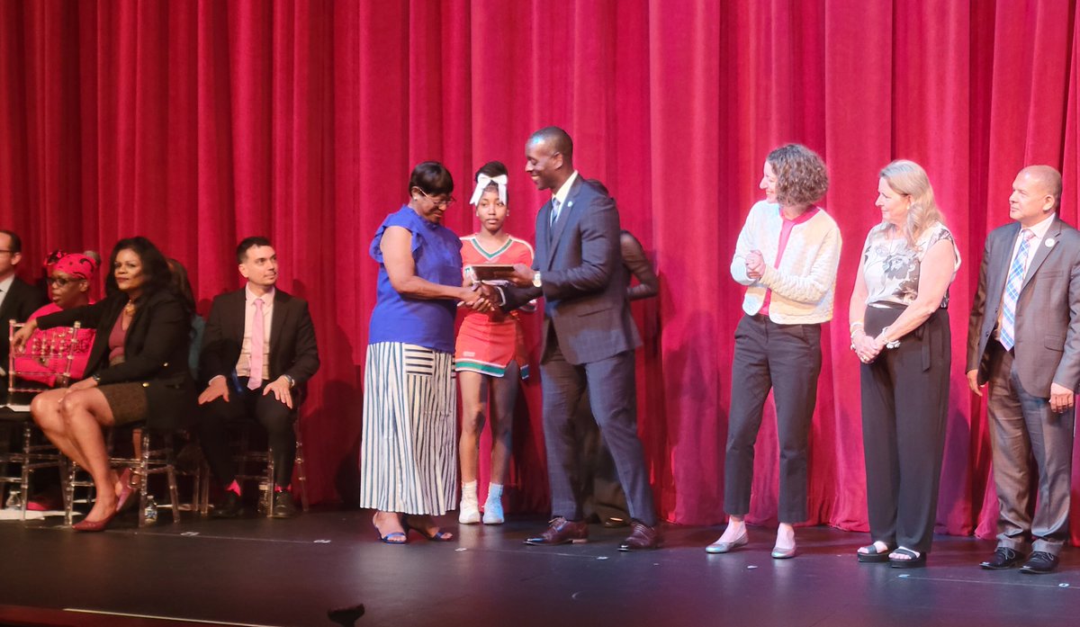 NorthSideNSE's tweet photo. Celebrating our amazing NSE volunteers at the 2026 Community Involvement Awards Ceremony. Congratulations 🎊 👏 💐!!!@BCPSCentral @browardschools https://t.co/wu7bv90uZ6