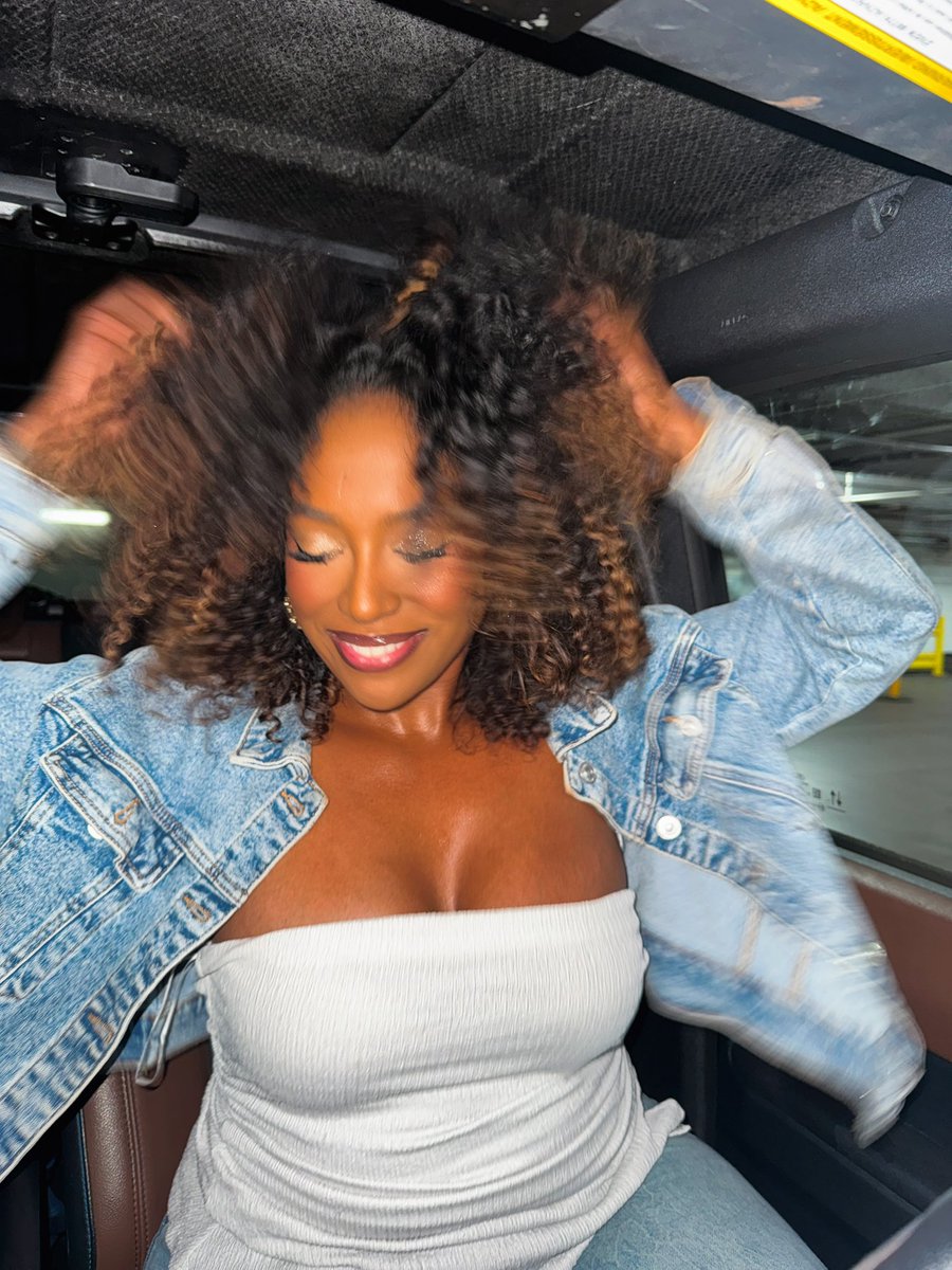 BLACK AMERICAN PRINCESS tweet media