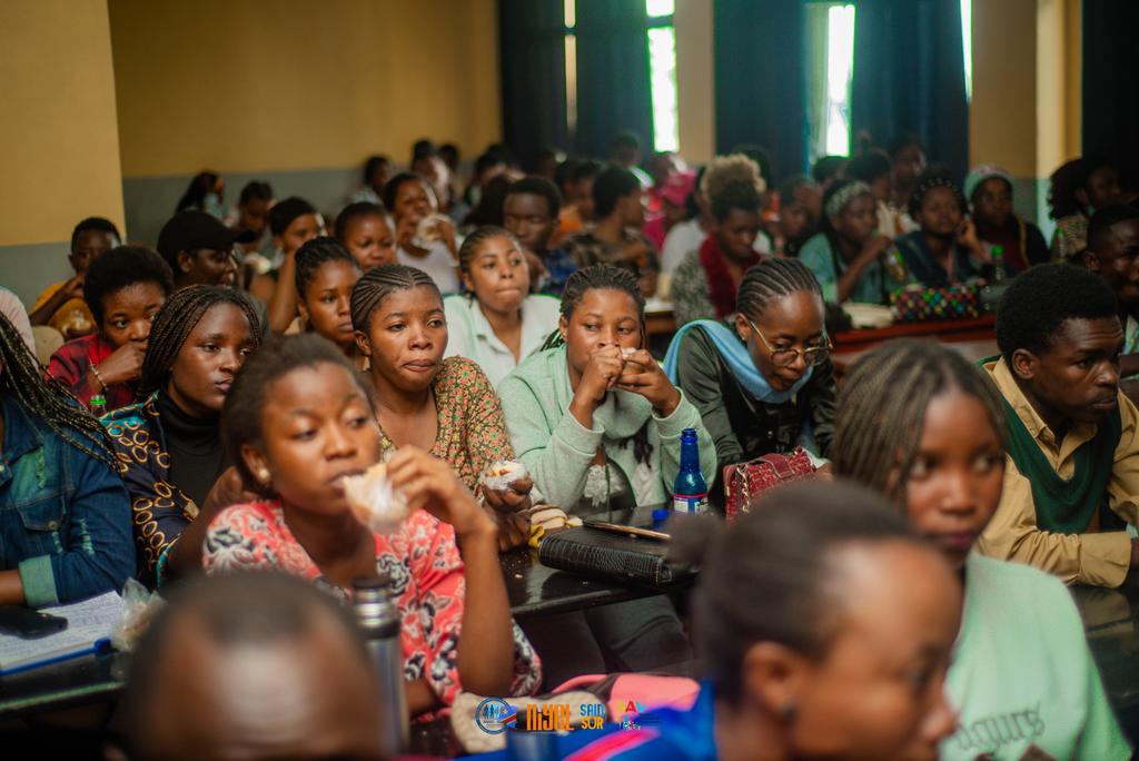 AnascRdc51946's tweet photo. À l’ISTM Bukavu, ANASC-RDC, avec l’appui de Niyel, a réuni acteurs de santé, étudiants et partenaires autour d’un objectif commun : promouvoir l’engagement pour la vaccination.
#VaccinesWork #ForEveryGeneration #InServiceOf #AVW2026 #SAV2026
@NiyelCampaigns #ChangeCreators https://t.co/41vuAU9IvU