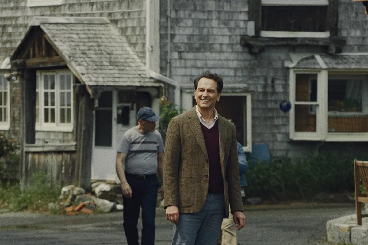 The_Ent_Factor's tweet image. The horror comedy series WIDOW'S BAY starring Matthew Rhys has premiered on Apple TV. Trailers, clip, images and poster here:

theentertainmentfactor.com/2026/04/widows…

#tvseries #television #tvshows #series #widowsbay #matthewrhys #appletv #streaming #nowstreaming #horror #comedy