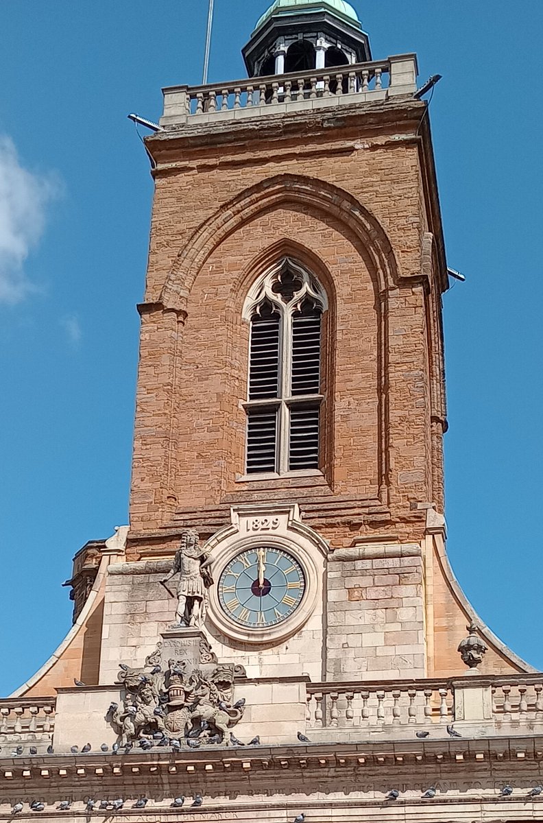 phil0073's tweet image. Details of the western tower of #AllSaintsNorthampton.
#PhilOnaBike #WindowsOnWednesday #TowerTuesday #TraceryTuesday #OggeLove