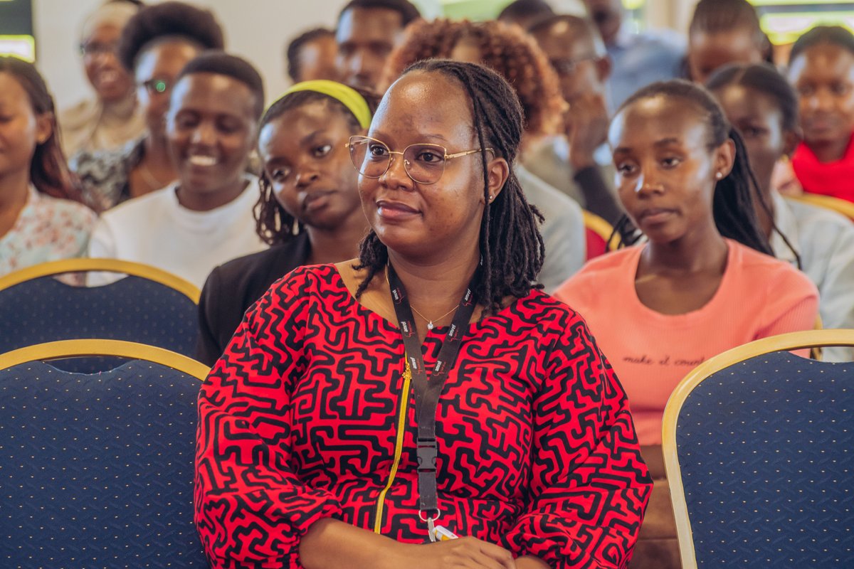 Amref International University (AMIU) tweet media