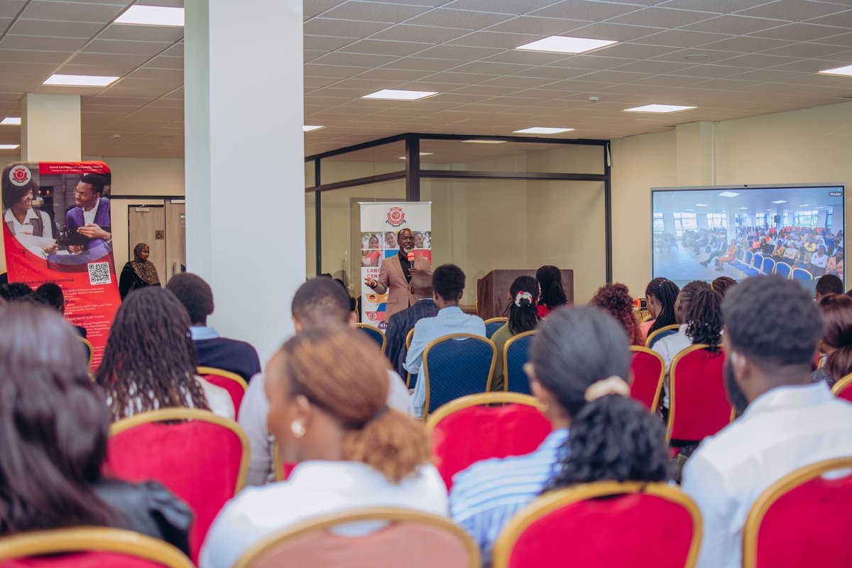 Amref International University (AMIU) tweet media