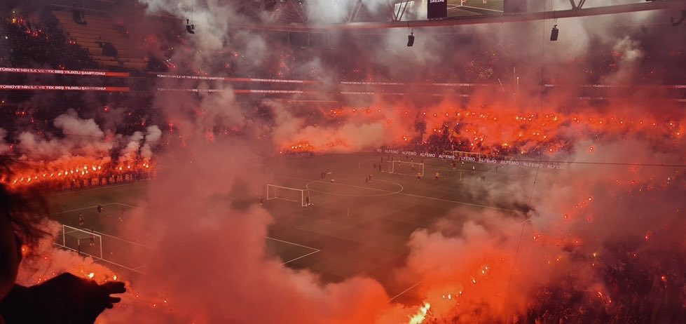 scofield tweet media