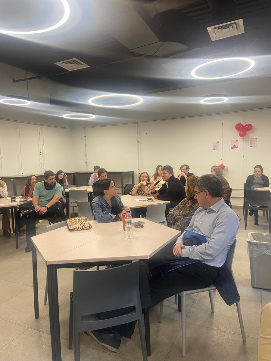 Facultad de Medicina UDP tweet media