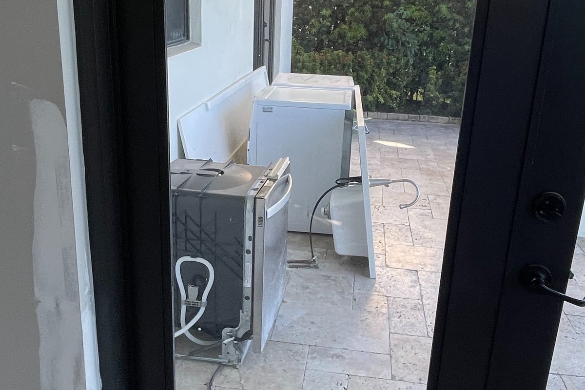 sfducts's tweet image. Toledo – Air Handler Removal (Hollywood, Florida)
VIEW ALL PICS... southfloridaducts.com/project/toledo…

#airconditioning #hvac #acrepair #acreplacement  #airconditioningfilters #airconditiongmaintenance #airconditioningrepair #fortlauderdale #ftlauderdale #southflorida #palmbeach #broward