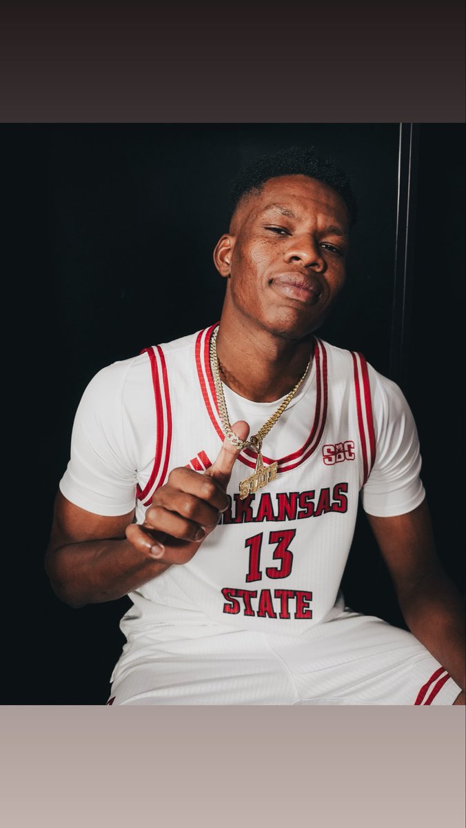 LeeAcademyHoops's tweet photo. 🚨 ALUMNI SIGNING 🚨
Amadou Doumbia ('24) has officially joined Arkansas State! 🐼🏀
A-State HC Ryan Pannone: "He makes 50-50 plays become 70-30 plays through his effort." 🗣️💪
Proud to see our guy heading to the Sun Belt! 🐾🔥 #PandaProud #LeeAcademy #AState #RedWolves #Prep https://t.co/4gSiD3yiyS