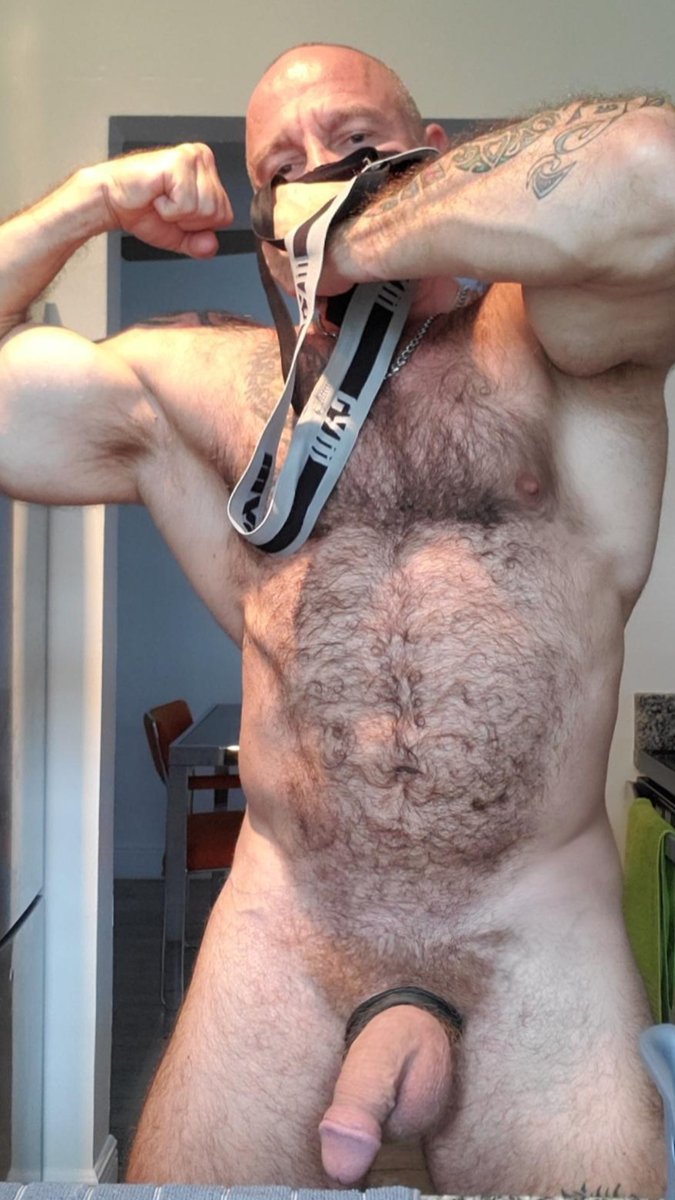 FURRY MUSCLEBULL 💪🏼 tweet media