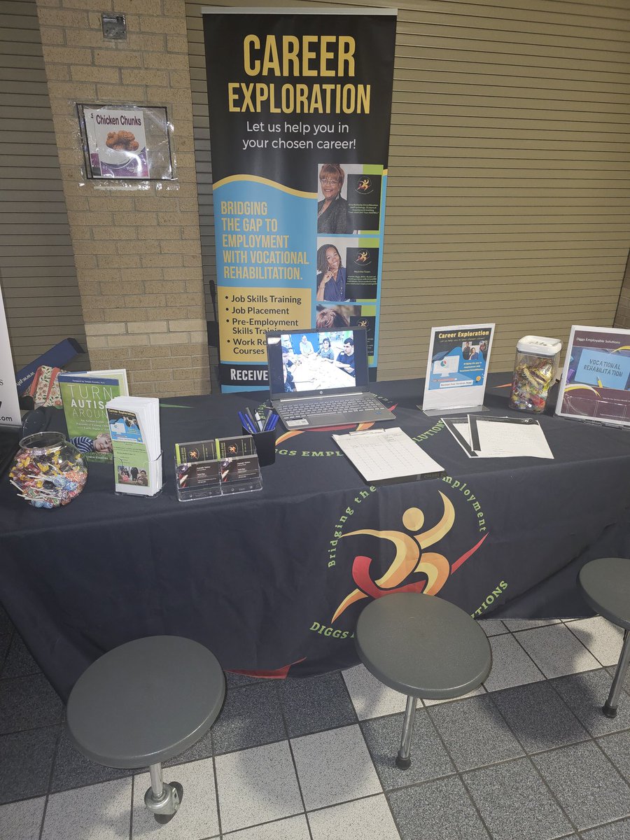 AlethiaDiggs's tweet image. At the Transition Fair at Cy-Fair High School!
Diggs Employable Solutions partners with Tx Wrkfrce Comm Vocational Rehab to help individuals with disabilities build job skills, gain confidence &amp;amp; secure employment.
#CyFairISD #SpecialEducation  #WorkforceDevelopment #HoustonTX