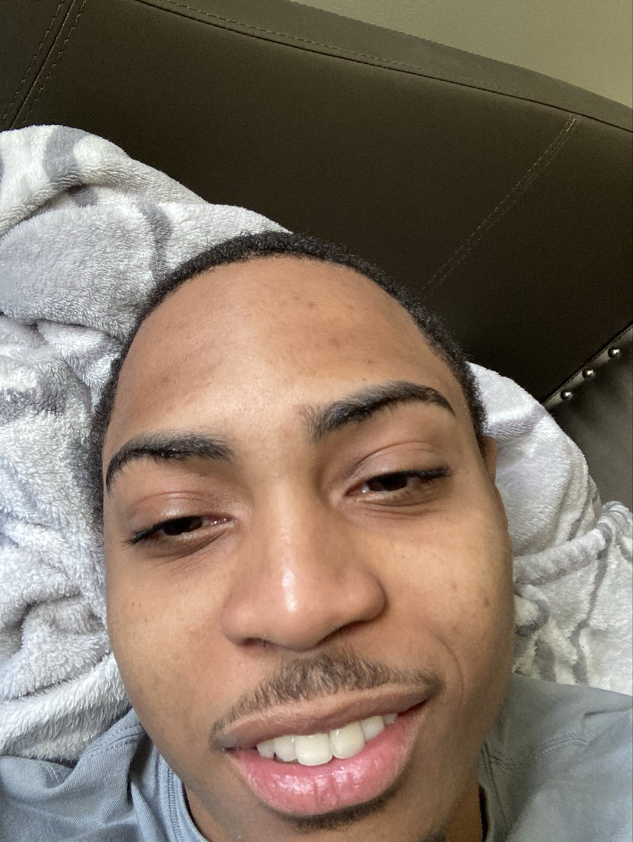 Chris Thompson tweet media