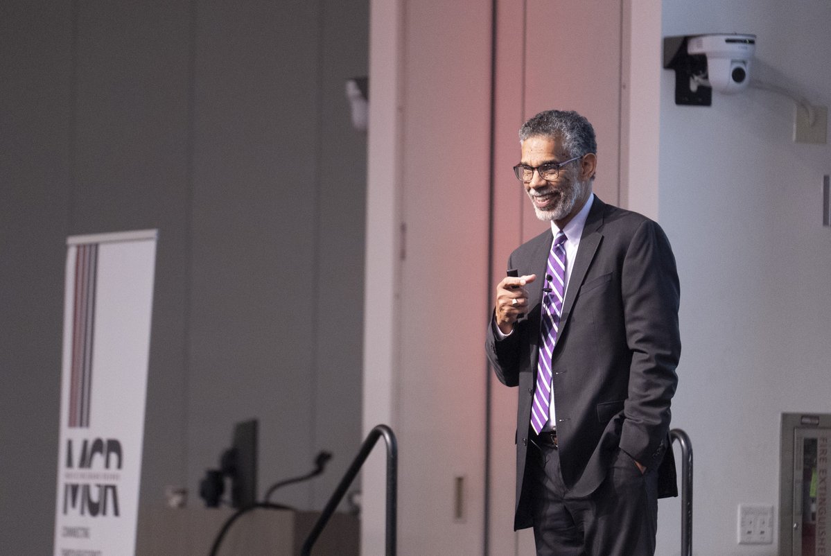 StanfordDeptMed's tweet image. 🎙️ Now available: our latest Medicine Grand Rounds recording!

"Change is Hard: Challenges in Transforming Medical Education" featuring Clarence Braddock, MD, from @dgsomucla

▶️ youtu.be/vS4l7uwOVkw

#GrandRounds #MedEd #MedicalEducation