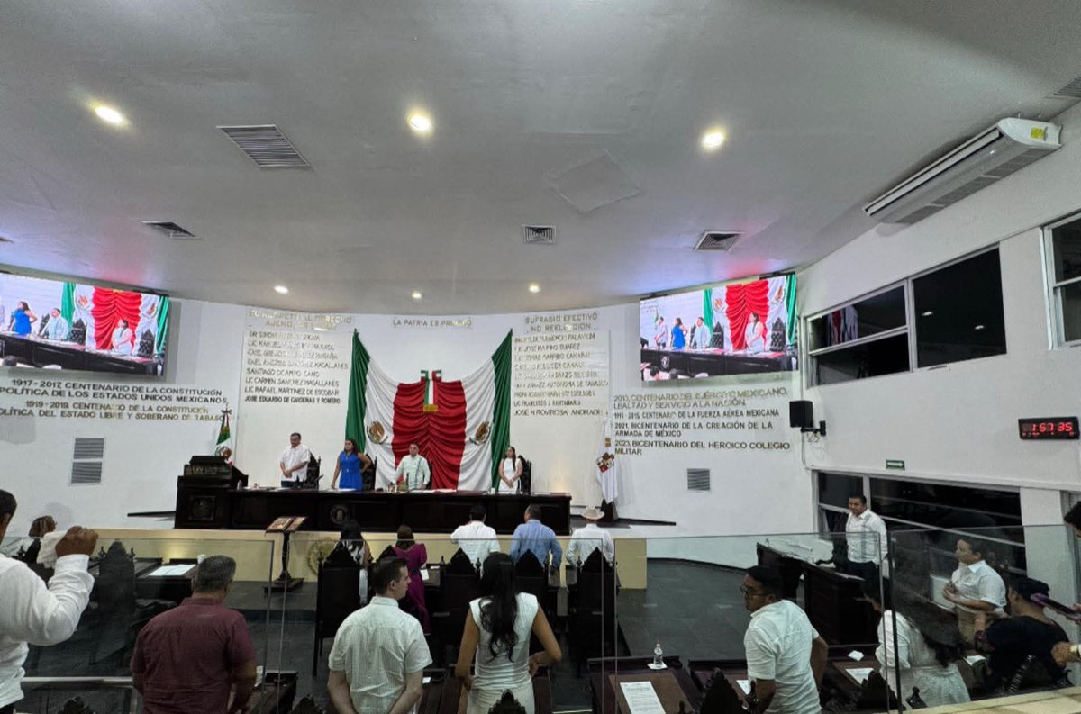 reynolchamec's tweet photo. correspondientes. Seguimos con nuestra labor legislativa en beneficio de todas y todos los tabasqueños. 🤠
#chamecdiputadolocal
#sierratabasqueña
#Distrito20 https://t.co/hMFYKcDdhP