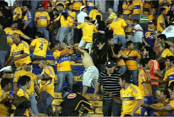 LaFamosaBandaDelCerroDeLaSilla tweet media