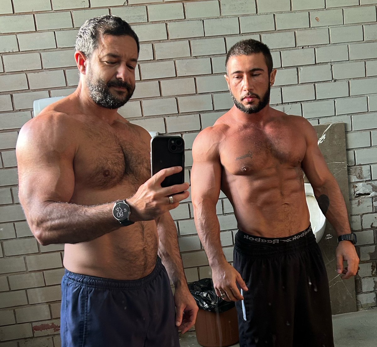Romeo and Kevin tweet media