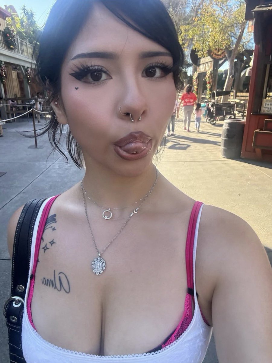 A1 Baes tweet media