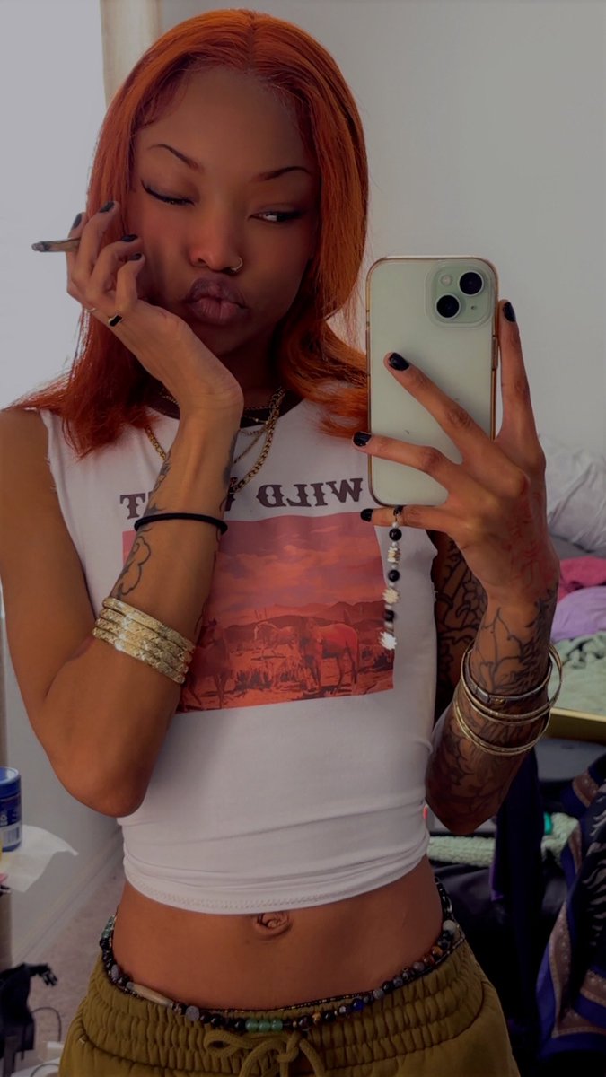 the 𑣲𝐁𝚰𝐆𑁤bunny Ი𐑼 ˖ ⊹ FINDOMME tweet media