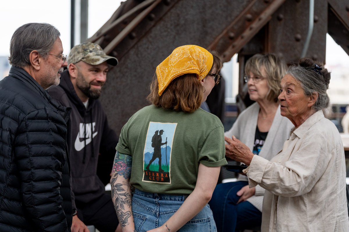 SierraClubKS's tweet photo. and partners. Thank you for the conversations, the laughs, and the support 🙏🙌

The end of Earth month is not the end of our persistence; we are working harder than ever as a Chapter to build campaigns, coalitions, and grassroots momentum 🤠✊️

#SierraClub #KansasChapter https://t.co/L5FORsHVws