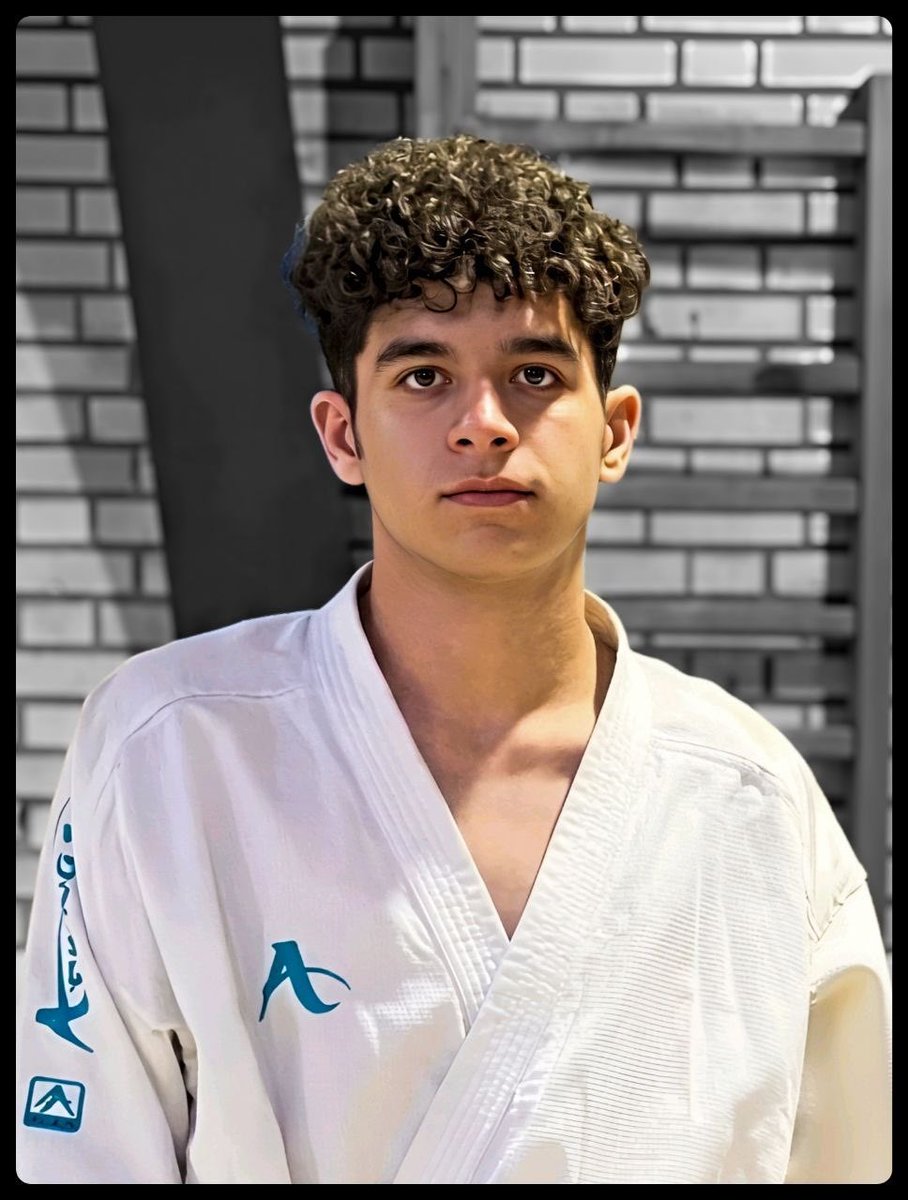 آریا جاوید tweet media