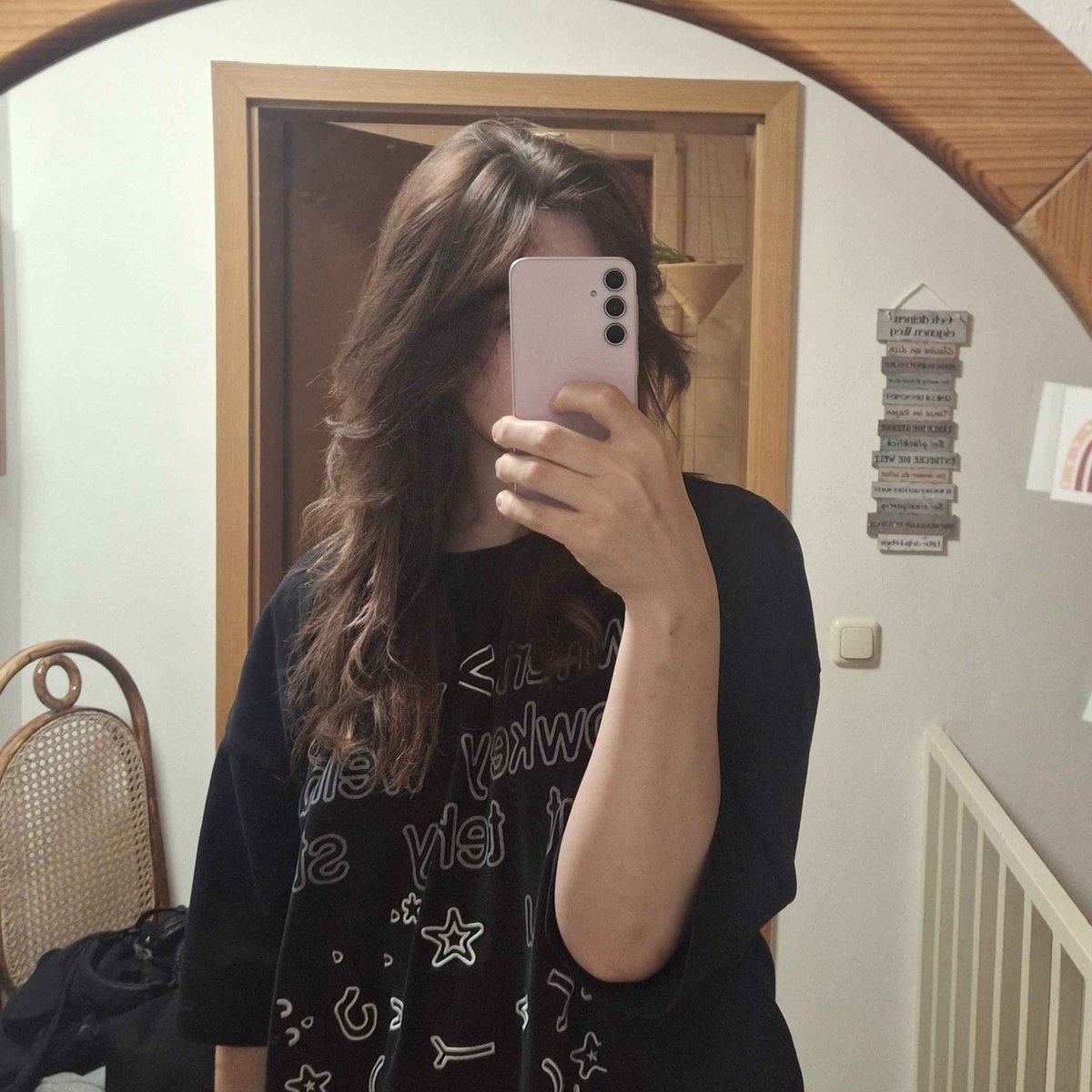 sofia tweet media