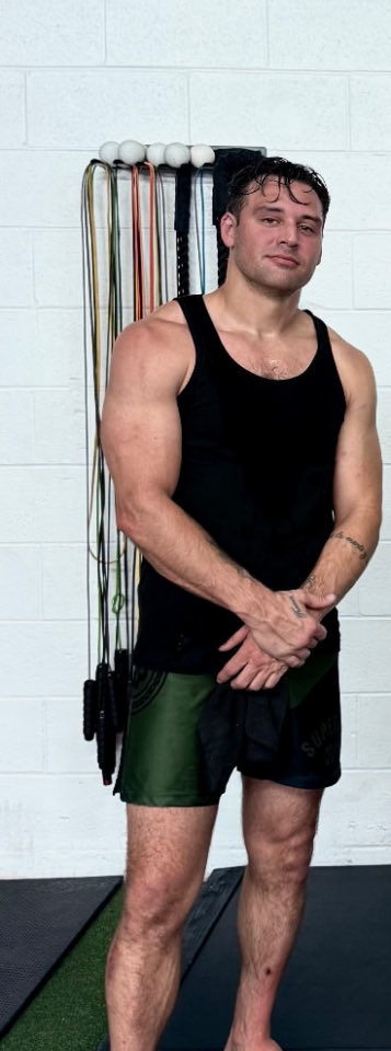 buddieryliver11's tweet photo. RYAN JUST MAKES ME SO HORNYYYY😩🥵 https://t.co/7LJz1NRZ98