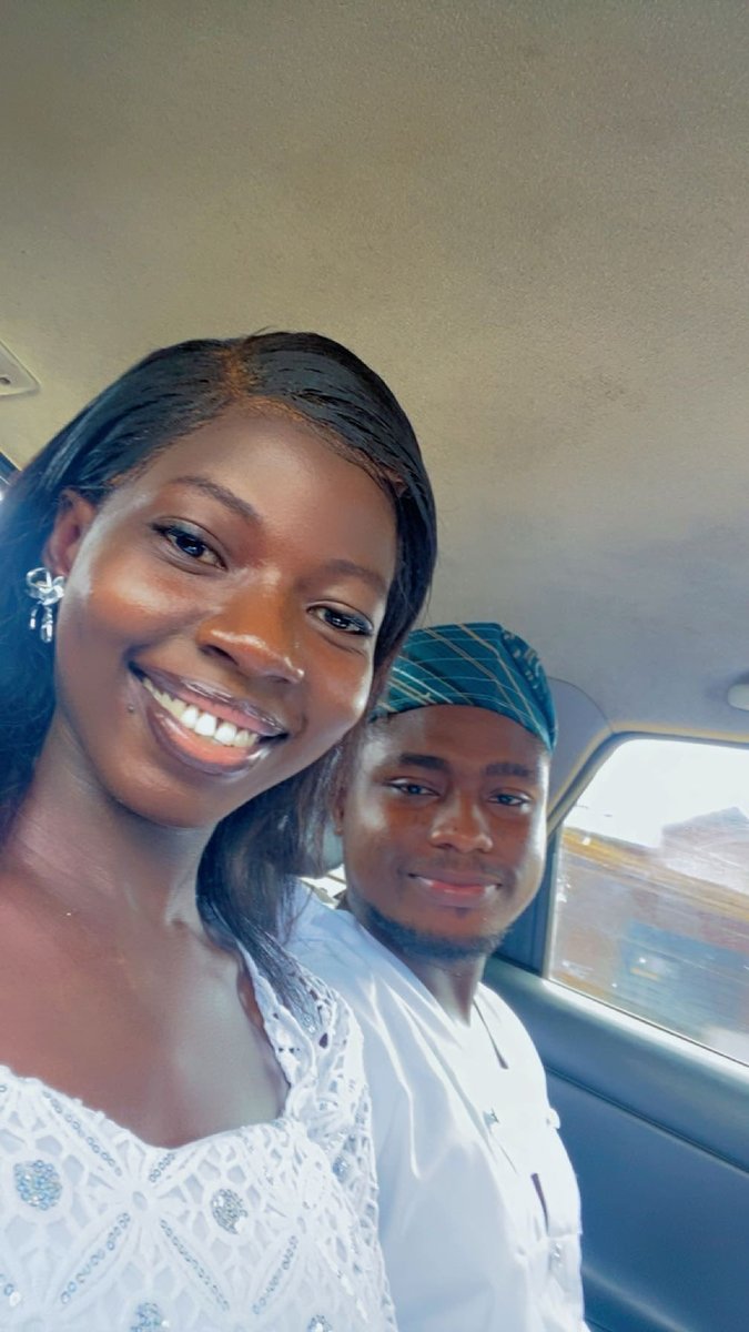 MotunrayoMuhee1's tweet image. Me and Mine ❤️
Our chocolate love story 🍫🙈😘
#WeMetOnTwitter🥂🥂🥂