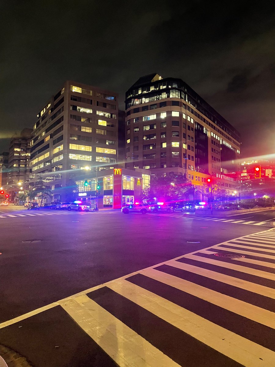 BThay96's tweet image. The District By Night #Auschwitz #WashingtonDC #Lockdown #RiverStyx #Forever