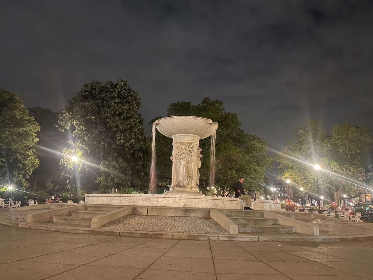 BThay96's tweet image. The District By Night #Auschwitz #WashingtonDC #Lockdown #RiverStyx #Forever
