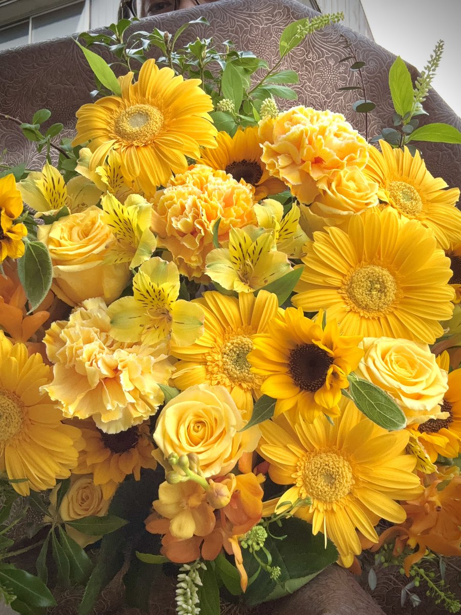 kurinouen's tweet image. 💐10周年のお祝いに💐

#anniversary
#happy
#仲間

🍀🍀🍀🍀🍀🍀🍀🍀🍀🍀🍀🍀🍀🍀🍀🍀🍀🍀
ご質問、ご要望の際は、お電話もしくはDMでお気軽にお問い合わせいただければ幸いです☺️
🍀🍀🍀🍀🍀🍀🍀🍀🍀🍀🍀🍀🍀🍀🍀🍀🍀🍀

#花屋
#花束
#アレンジメント
#コチョウラン 
#ナチュラル