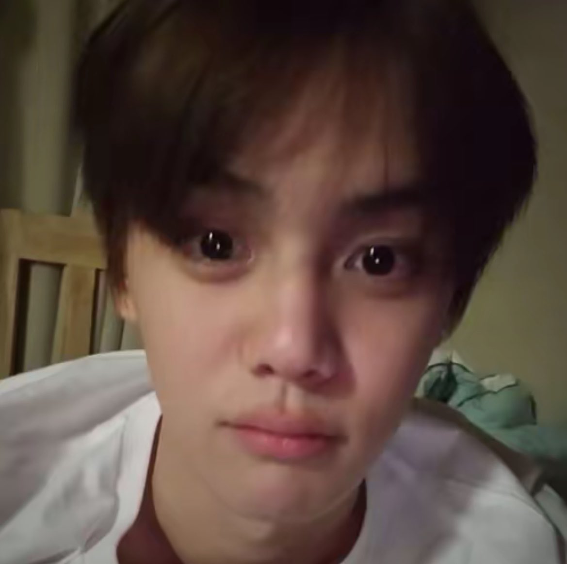 annie vai ver o enha 🦇 tweet media