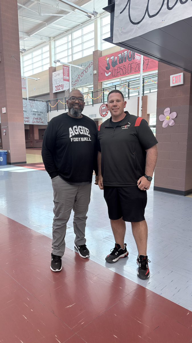 Swoll_2_'s tweet photo. Wanna give a big shout out to Coach @CoachNorris34 for allowing me to visit @aggiefootball05 and talk football and philosophy with him. He’s got some dudes there! @LFC_FOOTBALL #Family #RespectTheShuffle https://t.co/vhiY4nXeVV
