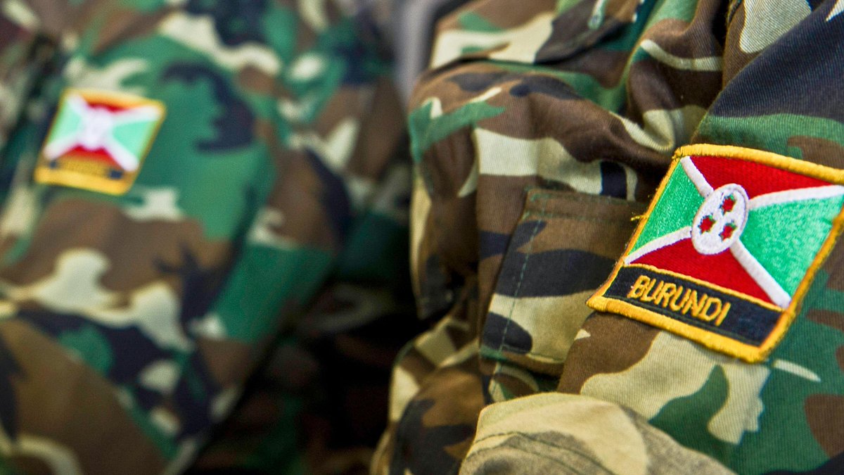 Le 29-4-2026
Bibogobogo: Umusirika wa FNDB 
 hamwe n’uwa FARDC ejo bakoreye iyicarubozo abasore babiri b’Abanyamulenge barimo uwitwa Kibonge wa Yonasi, ubwo bari bahingutse,Barakubitwa  bikomeye babahindura indembe babaziza ko ari Abatutsi ndetse babitaga aba Red Tabara nyuma