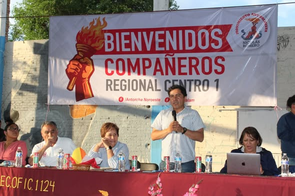 HectorJavierNR_'s tweet photo. #FelizMiercoles
Me dio mucho gusto estar presente en la reunión realizada el día de ayer con mis compañeros del Comité Regional Político Centro 1 y con los compañeros de la Zona 2.
https://t.co/iyY83tkjY3
#OrgulloDeLuchar #Centro1 #Zona2 #Unidad #Compromiso #Azcapotzalco https://t.co/Qr3dJycKLs