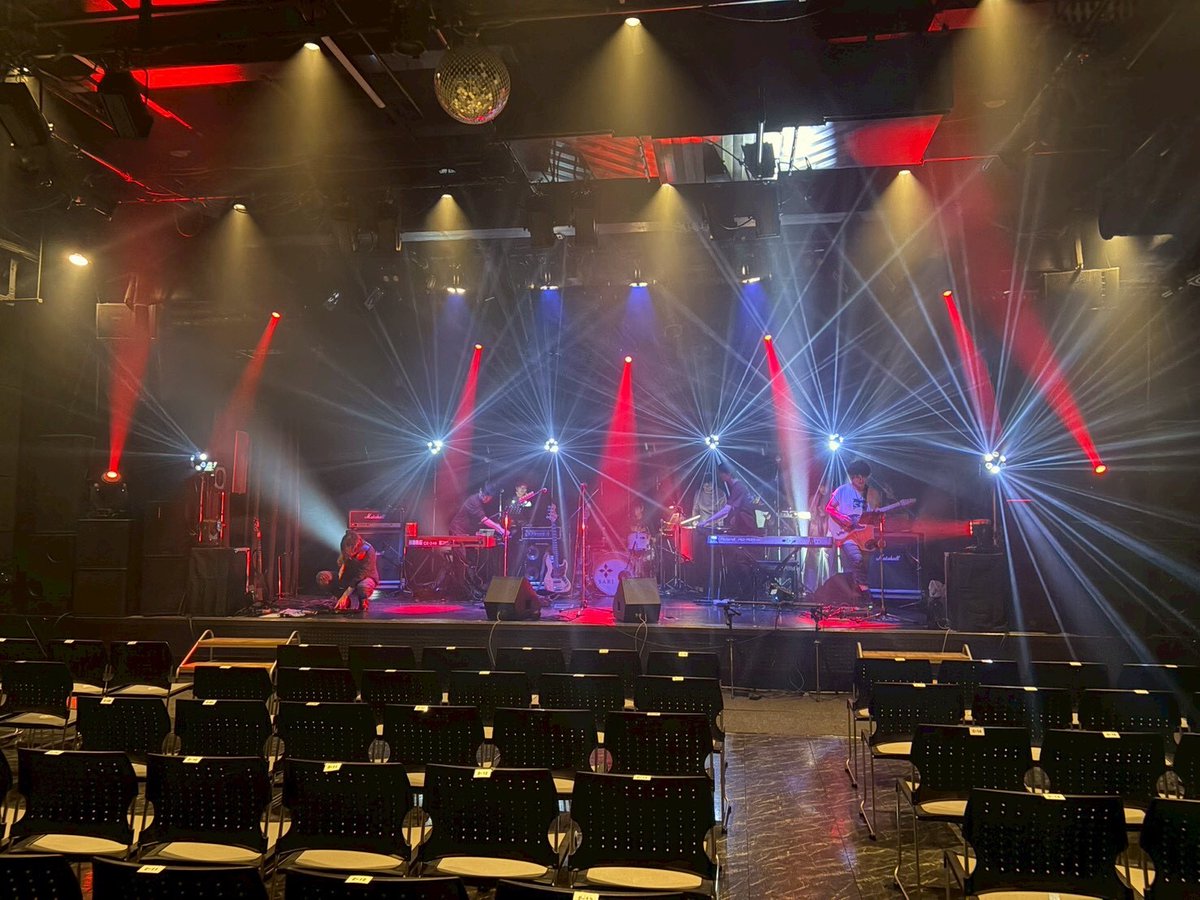 corona20210406's tweet image. #SARI ライブ
今回のライブに関するポストで

【｢負けないで｣も｢揺れる想い｣もない攻めたセトリ】

と言うのを見かけて、見失ってしまいもう投稿は見れないけどその観点での感想だいすきだー

 #ZARD  #ZEST