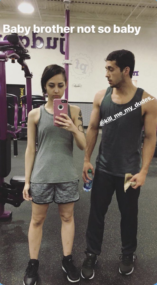 Booker@tattooing tweet media