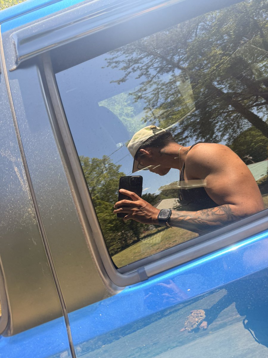 jrbrgs tweet media