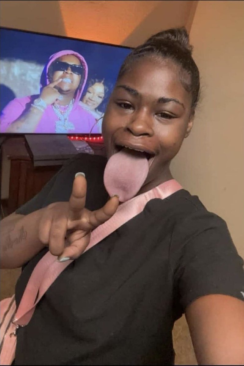 Ivory ✪ tweet media