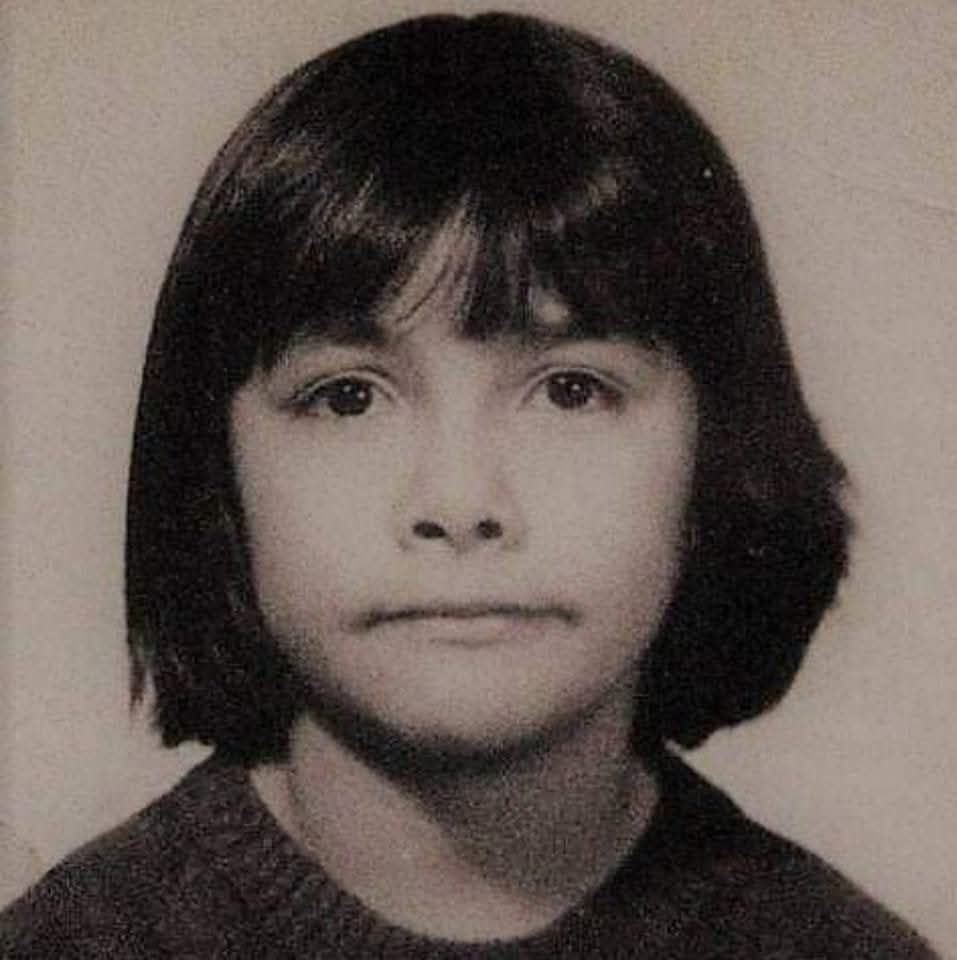 cintiabolio's tweet photo. Foto de perfil para el Día del niño y la niña proto monera
Aquí ya estaba yo pensando en derribar el patriarcado a golpe de monitas...
😈✒️💜🍬
#NuevaFotoDePerfil
#Monera
#ProtoMonera
#NiñaMonera https://t.co/CxUCVj9aK9