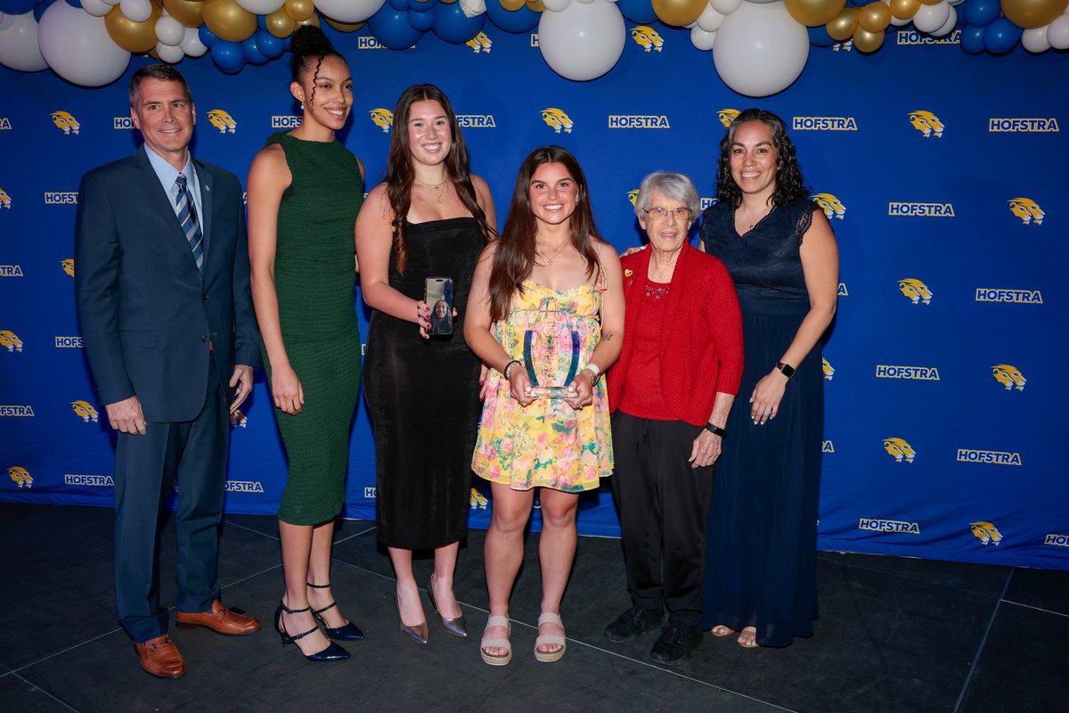 HofstraVB's tweet photo. What an incredible night at the HOFSPYS! Congratulations to everyone!

#PrideOfLI https://t.co/pOqqNyVBxc