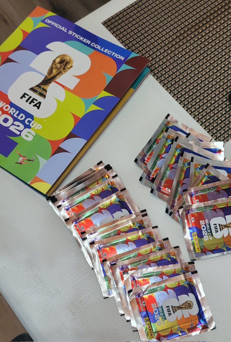 Lamentablemente volví a caer en el mundo de las figuritas del Mundial.