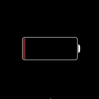 josesilesdata's tweet photo. APPLE NO QUIERE QUE SEPAS ESTO.

Tu iPhone se muere cada día a las 2.

No es la batería.

Son 14 ajustes que Apple activó por defecto y que la están agotando.

Los cambié todos y gané más de 4 horas de batería al día.

Espero que te sirvan igual que a mi ⇊ https://t.co/1LTZoX1PKM