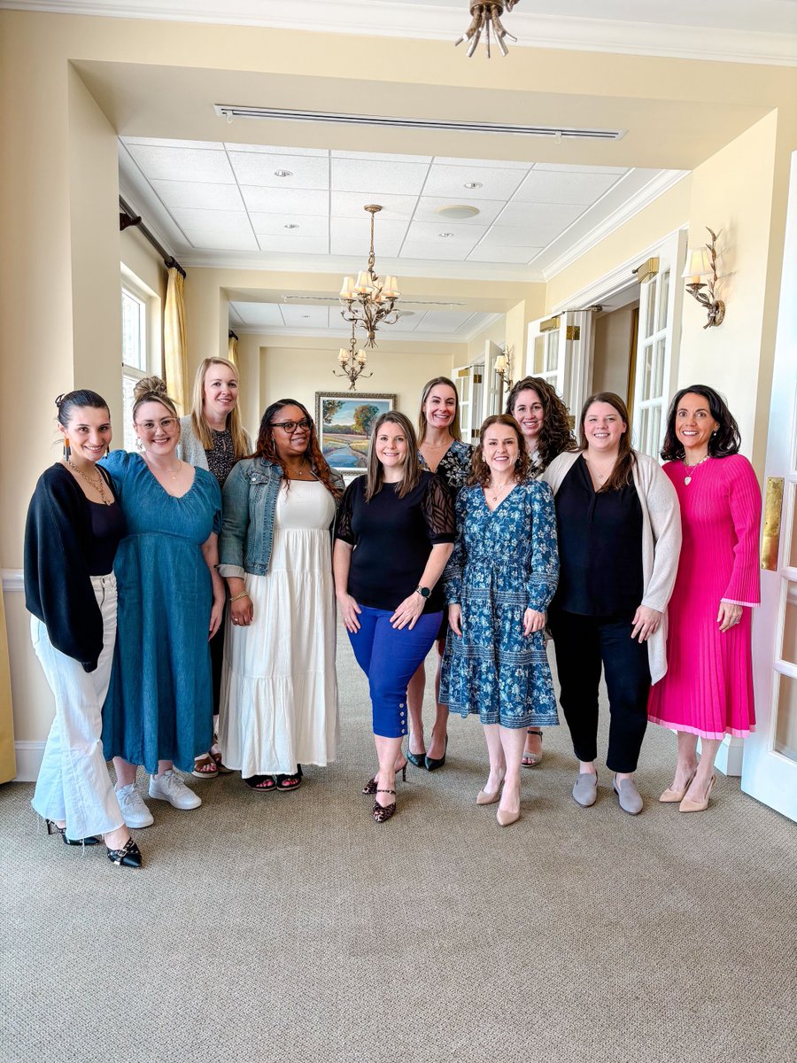 RiversEdge_LLC's tweet photo. The women of RiversEdge were honored to support Good Friends of the First State at Wilmington Country Club. Proud to stand with an organization providing financial assistance and crisis support to Delaware women in need. Community matters. https://t.co/v7FybagUpH