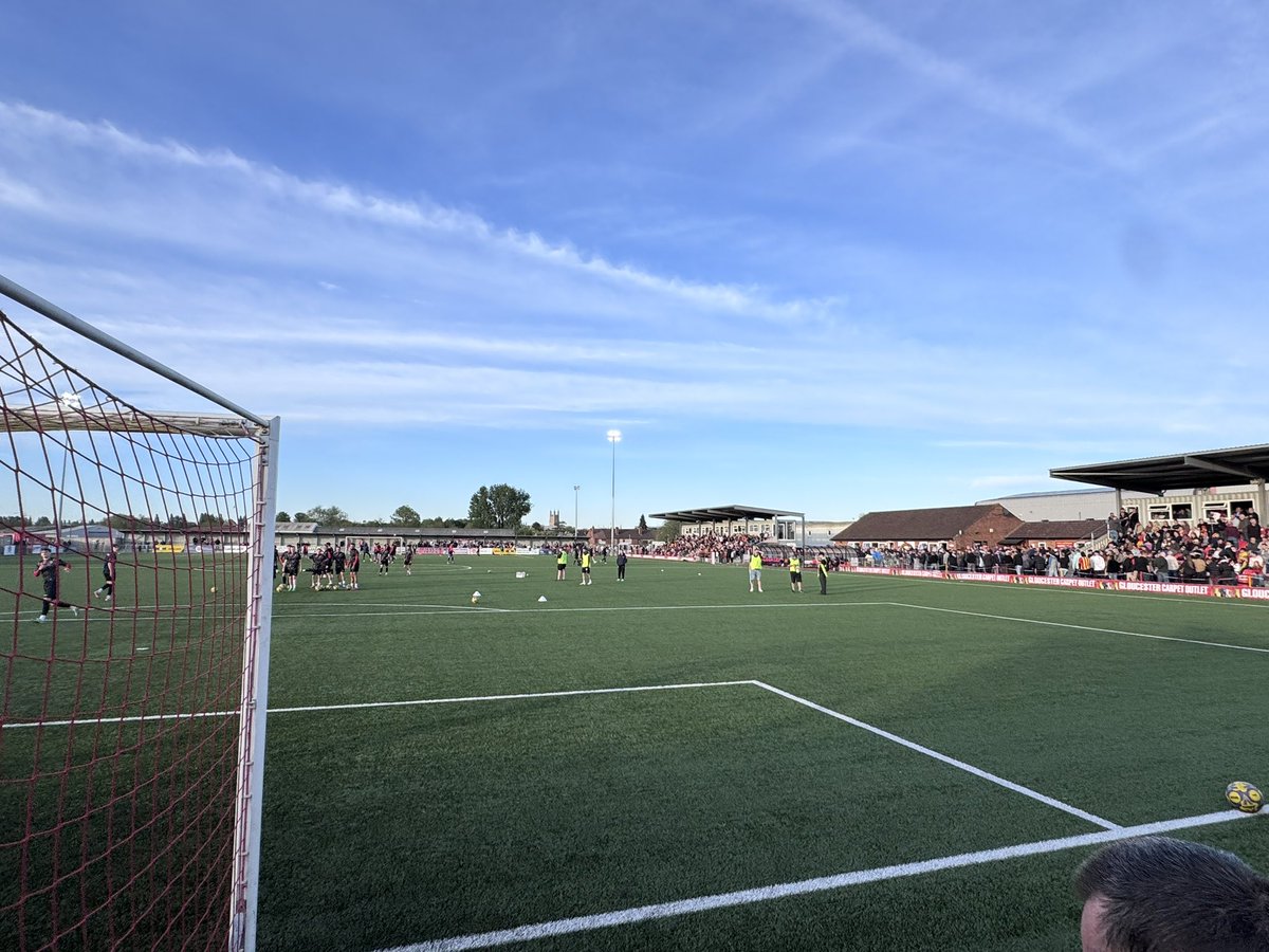 jam_rugby's tweet photo. It’s a bit raucous, and some of the chanting is a tad suspect. Good fun though. Come on City #OneCity #glawsfamily https://t.co/qgOVg3Iwcv