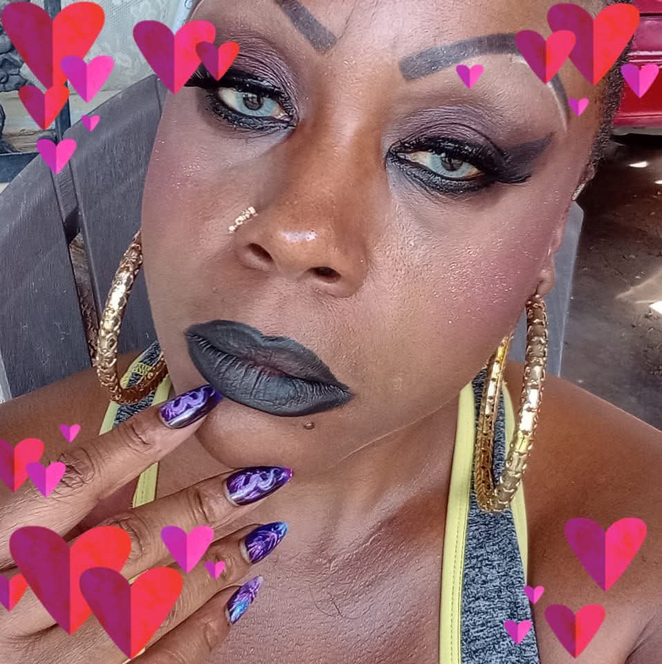 Tisha57341699's tweet image. I really like Jay, he's a sweetheart, he's giving me time to heal. Aggressive, yet understanding.💙 Him and his #Mom have a great relationship. Hey 😊🩷 Hello older #Brother🥰