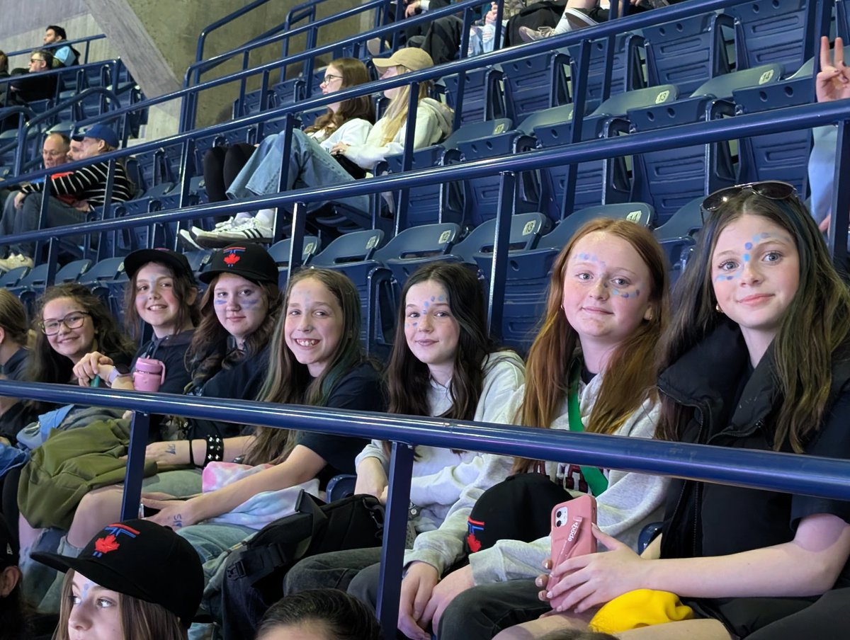 MichelleEl21160's tweet image. Central Senior Girls at Bat! #girlsatbat
#bluejays50    #nextlevel #gojaysgo