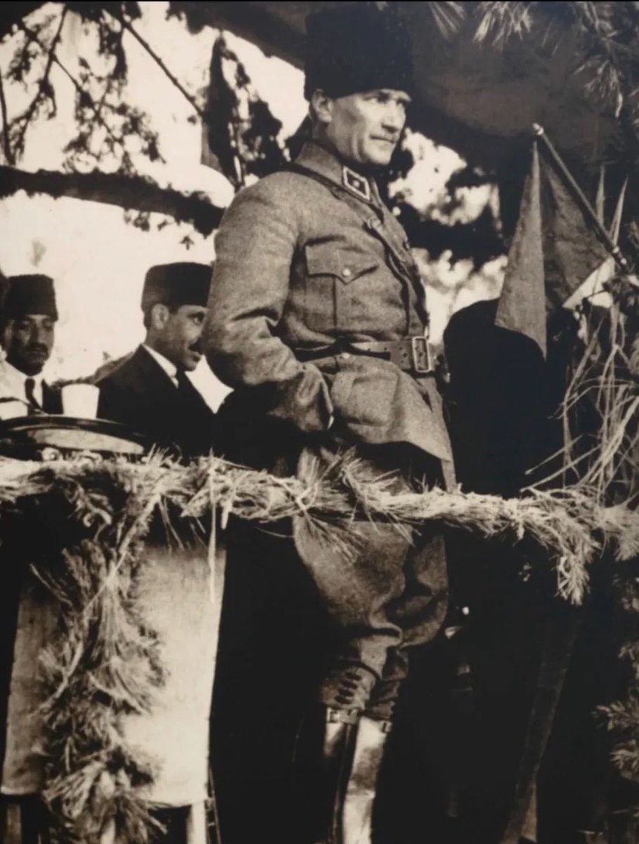 Xx91brcxX's tweet photo. Father of the Turks. 🫶🏻 https://t.co/BVzE1Qv2kZ